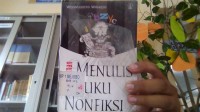 Pengalaman Menulis Buku Nonfiksi